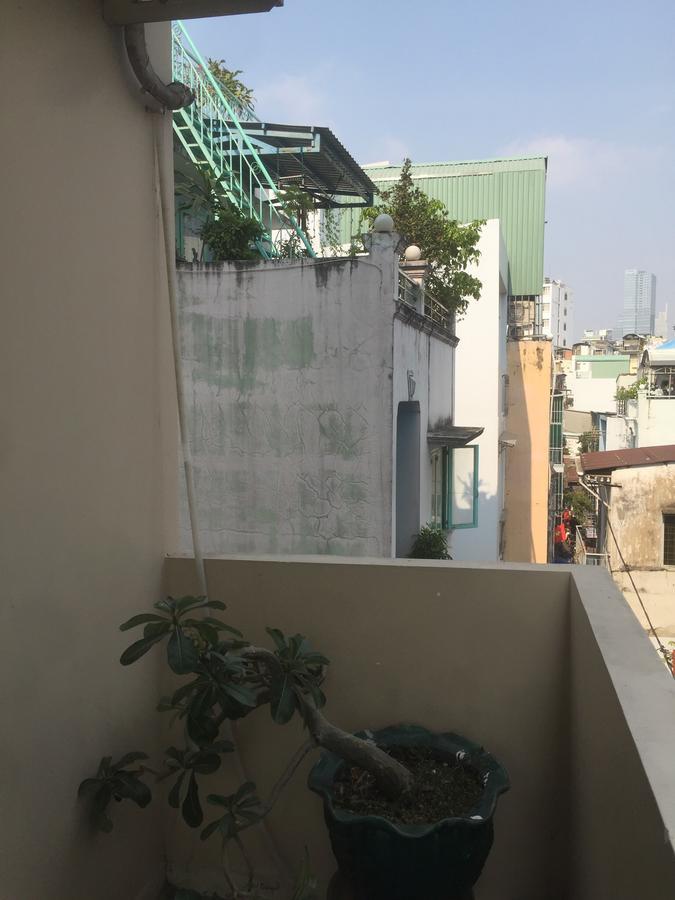 B.V.I Guest House ホーチミン市 エクステリア 写真